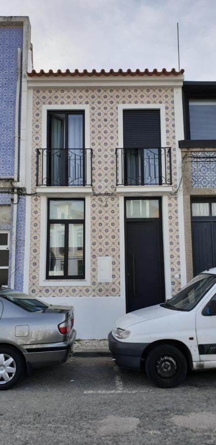 Cais Dos Mercanteis City House Villa Aveiro Bagian luar foto