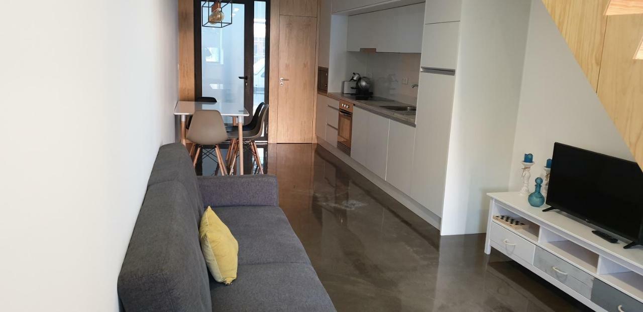 Cais Dos Mercanteis City House Villa Aveiro Bagian luar foto